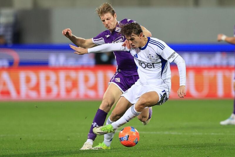 Fiorentina vs Como - Cơn khủng hoảng của The Viola