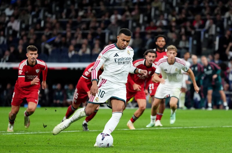 Racing vs Real Madrid - 3 điểm nhẹ nhàng